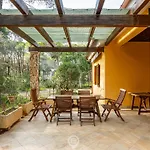 Seaside Pineta Retreat *